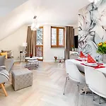 Komfortowy Apartament Lotos Z Sauna, Klimatyzacja I Widokiem Na Sniezke